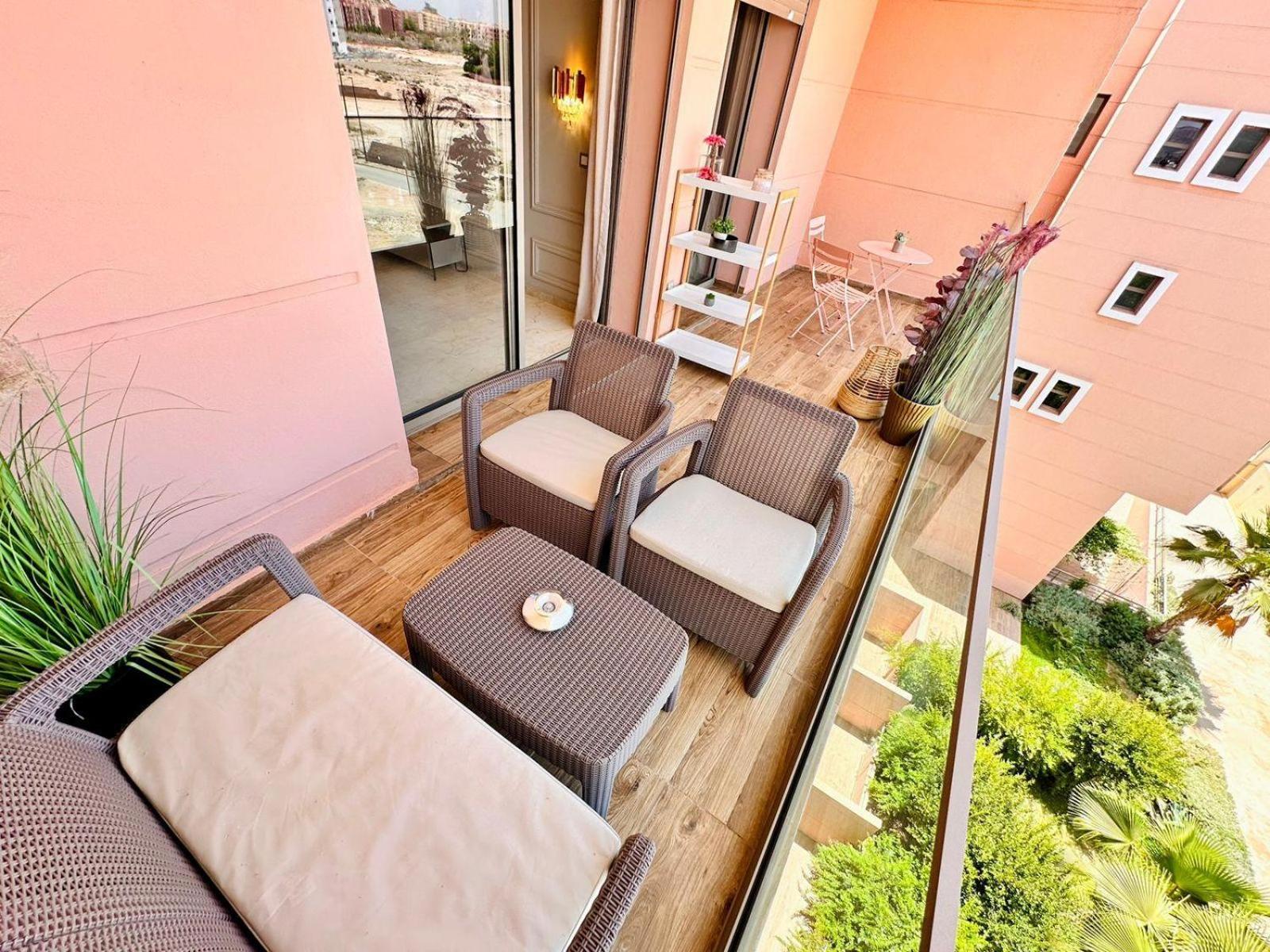 Appartement Luxueux Avec Piscine 10 Minutes Du Centre Ville Marrákes Kültér fotó